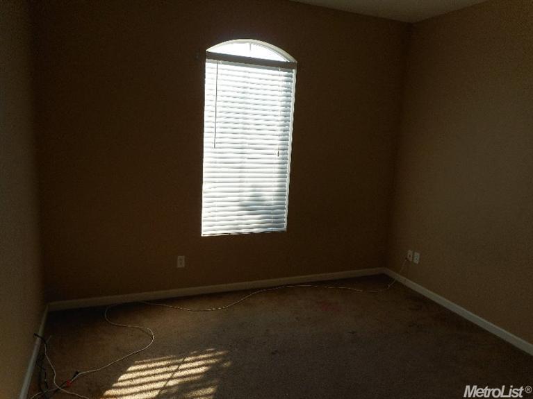255 Cherry Blossom Ln, Patterson, CA 95363 photo 8