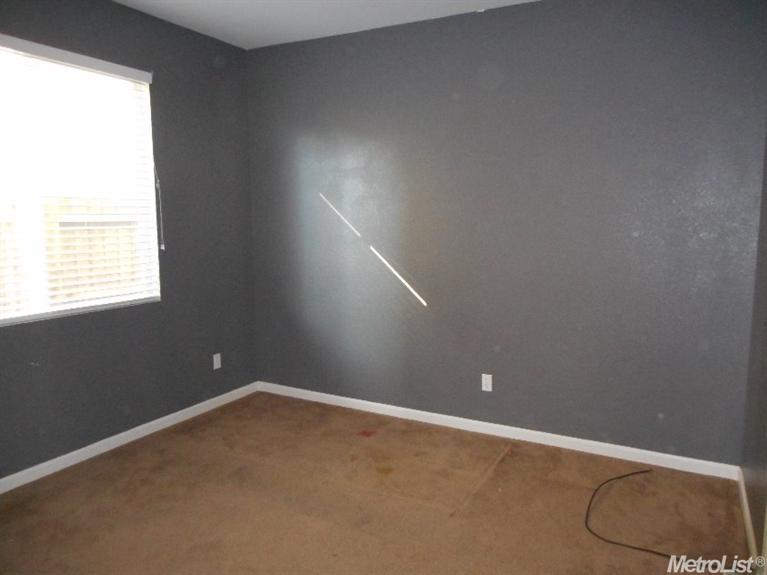 255 Cherry Blossom Ln, Patterson, CA 95363 photo 9