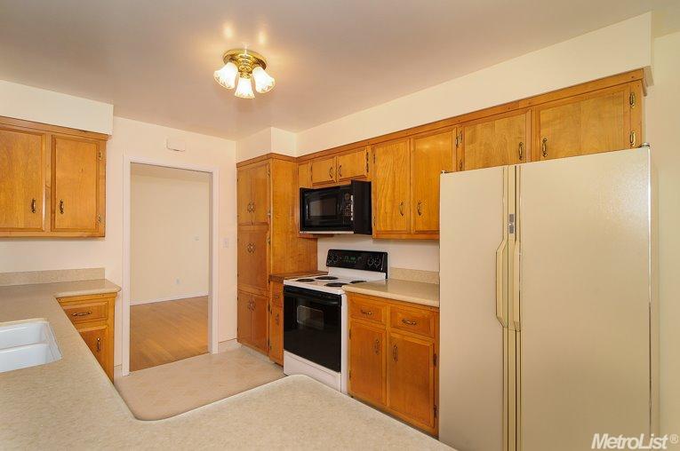 4340 Mapel Ln, Carmichael, CA 95608 photo 10
