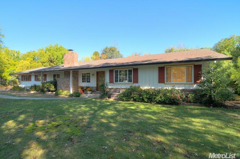 4340 Mapel Ln, Carmichael, CA 95608 photo 1