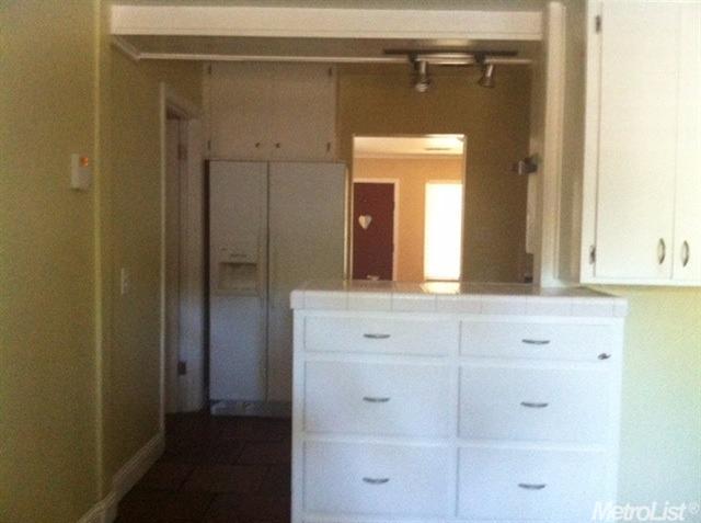 517 N Orange Ave, Modesto, CA 95350 photo 5