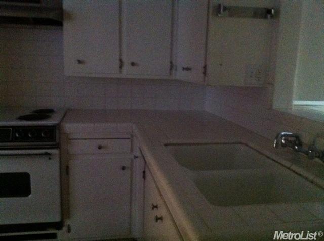 517 N Orange Ave, Modesto, CA 95350 photo 16