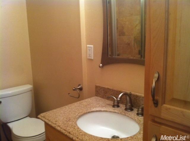 517 N Orange Ave, Modesto, CA 95350 photo 18