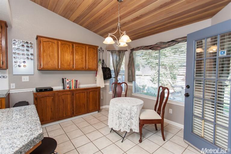 2413 Van Pelt Pl, Modesto, CA 95356 photo 8