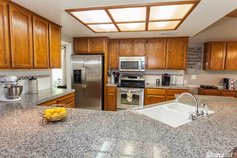 2413 Van Pelt Pl, Modesto, CA 95356 photo 7