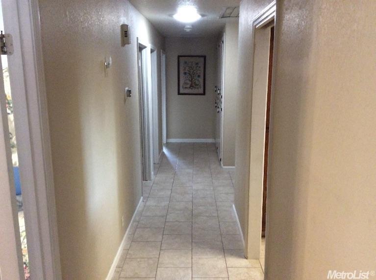 663 Mulholand Dr, Ripon, CA 95366 photo 9