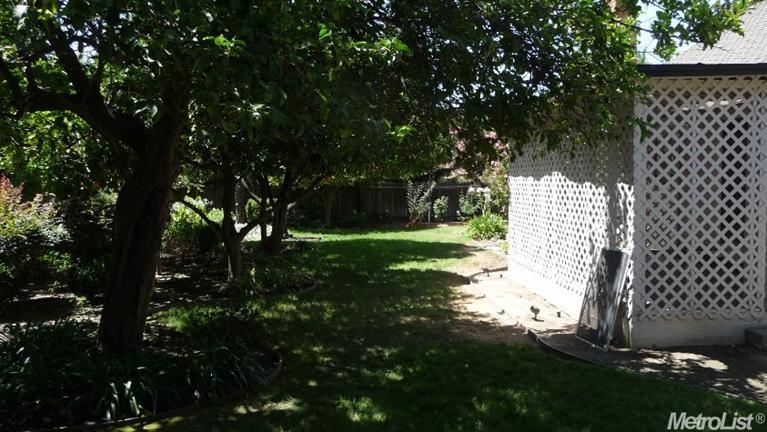 1414 E Orangeburg Ave, Modesto, CA 95355 photo 7