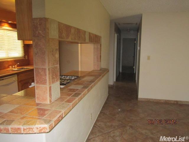 2509 Adrian St, Turlock, CA 95382 photo 6
