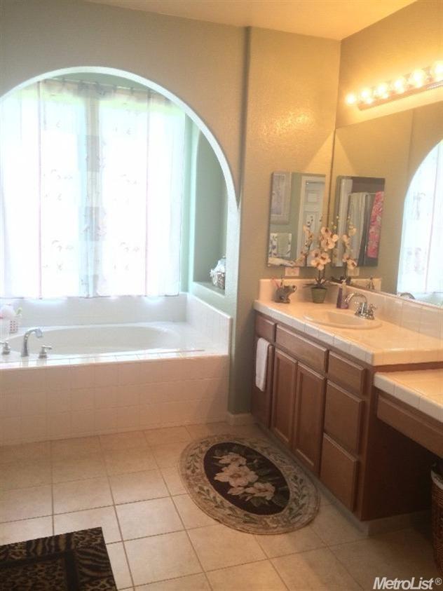 16118 Adobe Way, Lathrop, CA 95330 photo 9