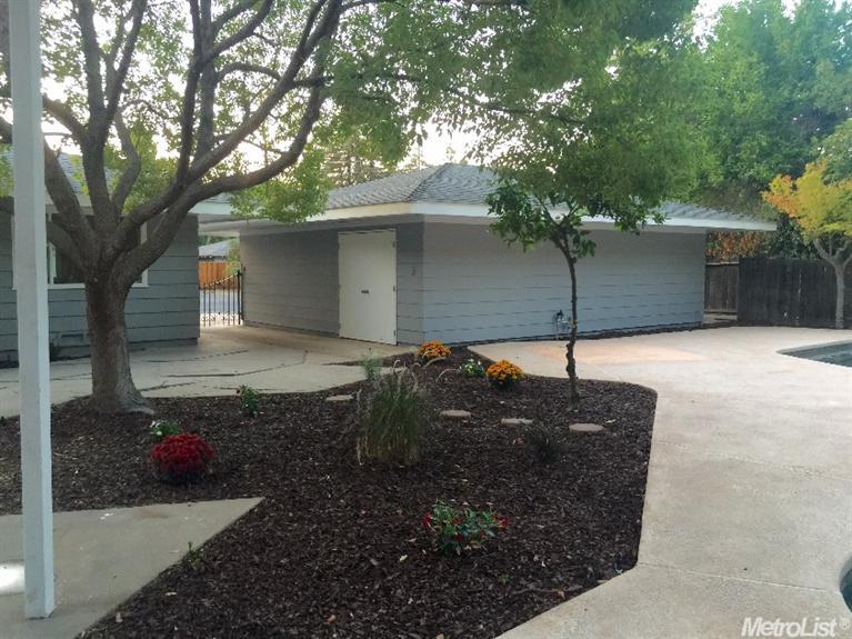 793 W North Bear Creek Dr, Merced, CA 95348 photo 4