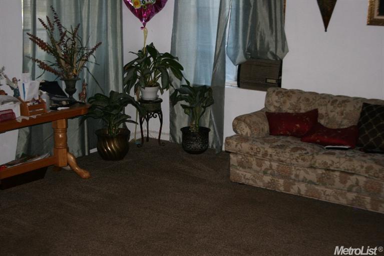 226 C St, Empire, CA 95319 photo 2