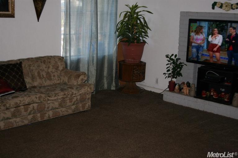 226 C St, Empire, CA 95319 photo 3