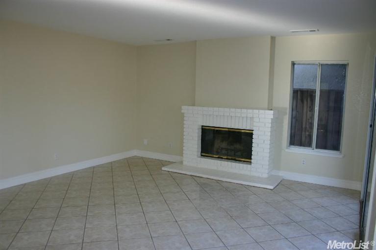 236 Gelf Ln, Modesto, CA 95357 photo 8