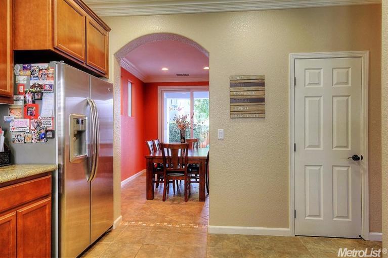 2080 Garrison Ln, Tracy, CA 95376 photo 9