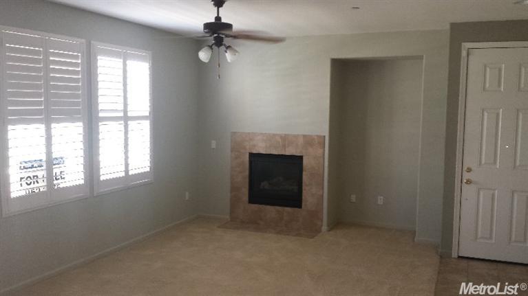 1003 Esplanade Cir, Folsom, CA 95630 photo 4