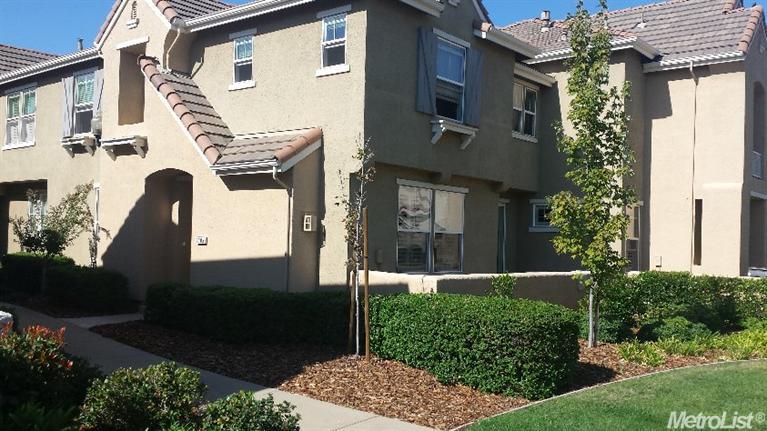 1003 Esplanade Cir, Folsom, CA 95630 photo 1