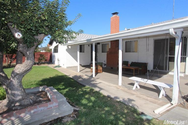 1102 Arboleda Dr, Modesto, CA 95351 photo 15