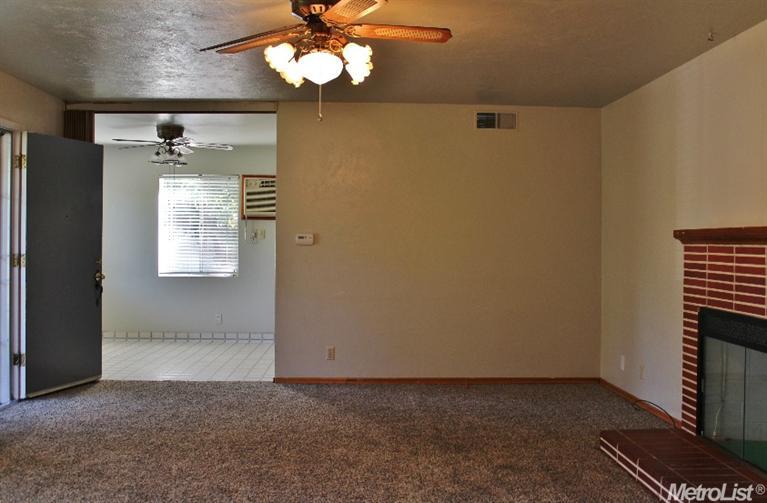 612 Daisy, Lodi, CA 95240 photo 3