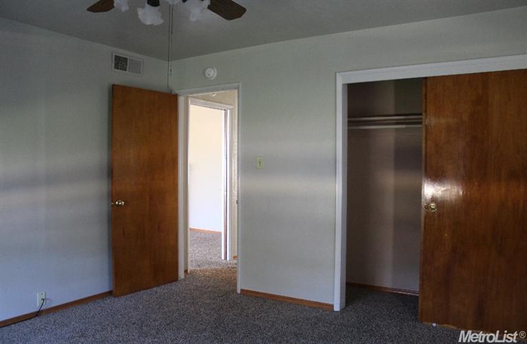 612 Daisy, Lodi, CA 95240 photo 7