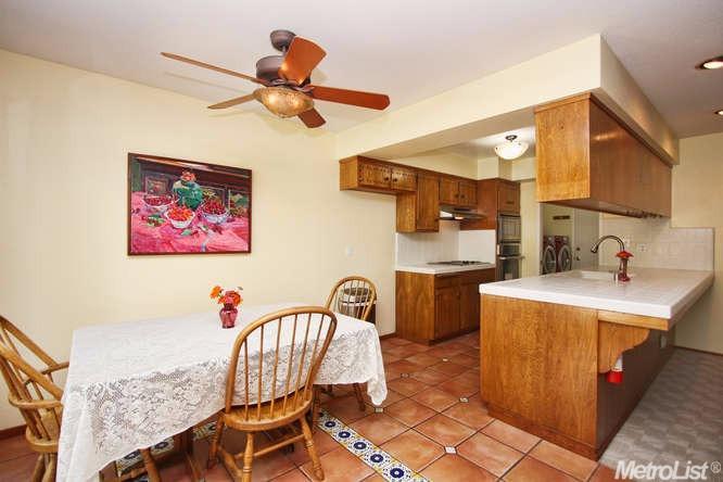 4811 Gibbons Dr, Carmichael, CA 95608 photo 11