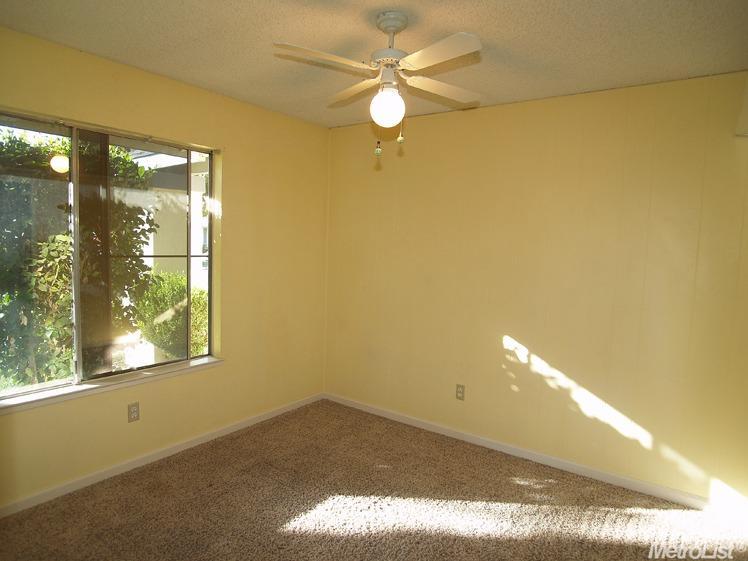 1304 Mica Way, Modesto, CA 95355 photo 9