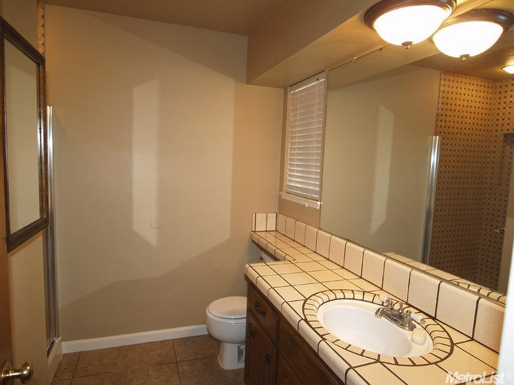 1304 Mica Way, Modesto, CA 95355 photo 15