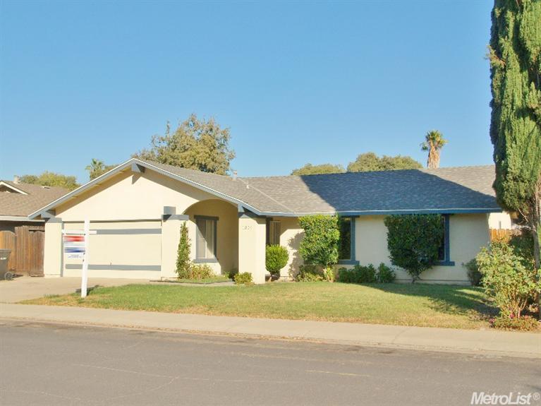 1304 Mica Way, Modesto, CA 95355 photo 1