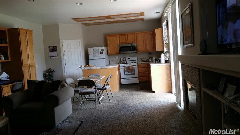 1708 Carousel Dr, Modesto, CA 95356 photo 7