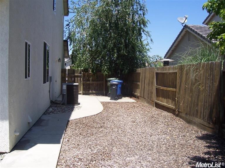 1072 Moonbeam Way, Turlock, CA 95382 photo 14