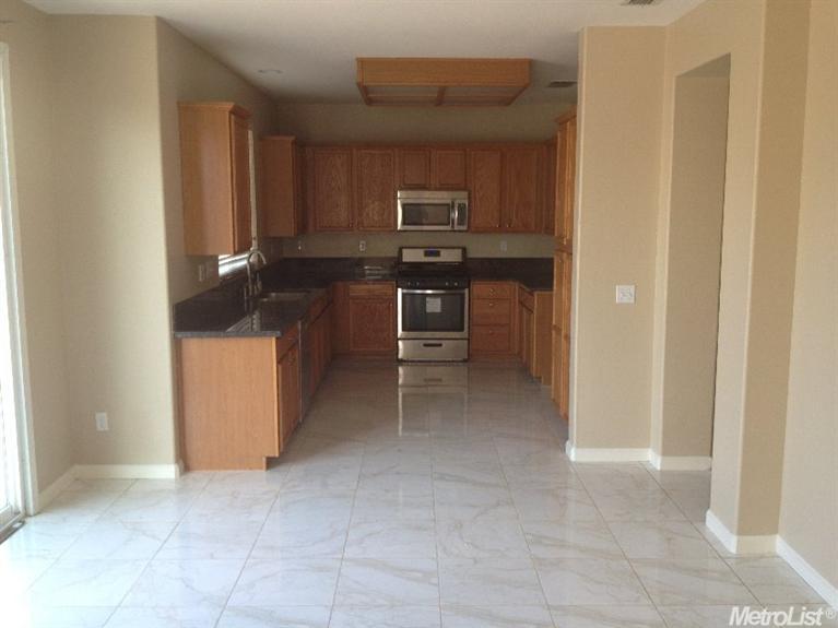5419 Leandra Ct, Keyes, CA 95328 photo 4