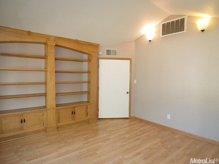 2812 E Orangeburg Ave, Modesto, CA 95355 photo 7