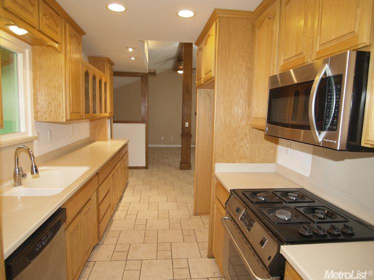 2812 E Orangeburg Ave, Modesto, CA 95355 photo 15