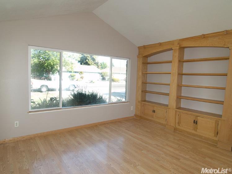 2812 E Orangeburg Ave, Modesto, CA 95355 photo 6