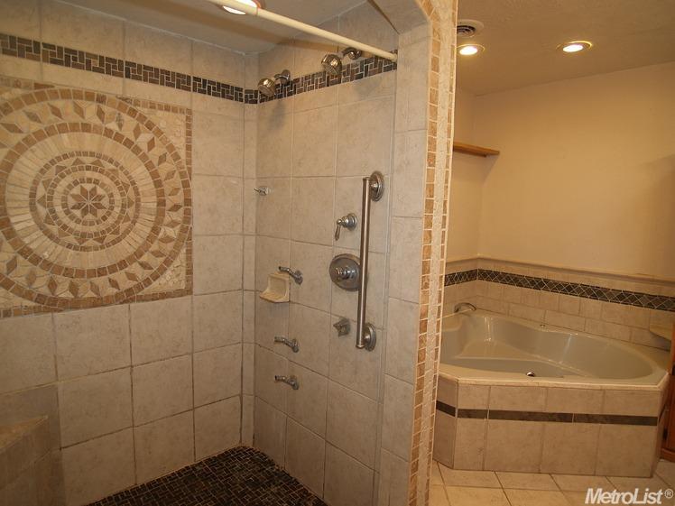 2812 E Orangeburg Ave, Modesto, CA 95355 photo 21
