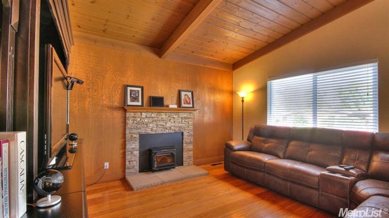 3605 Comstock Way, Carmichael, CA 95608 photo 2