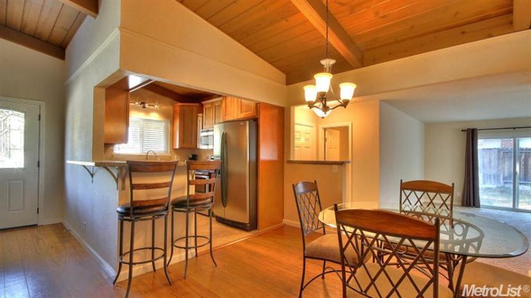 3605 Comstock Way, Carmichael, CA 95608 photo 4
