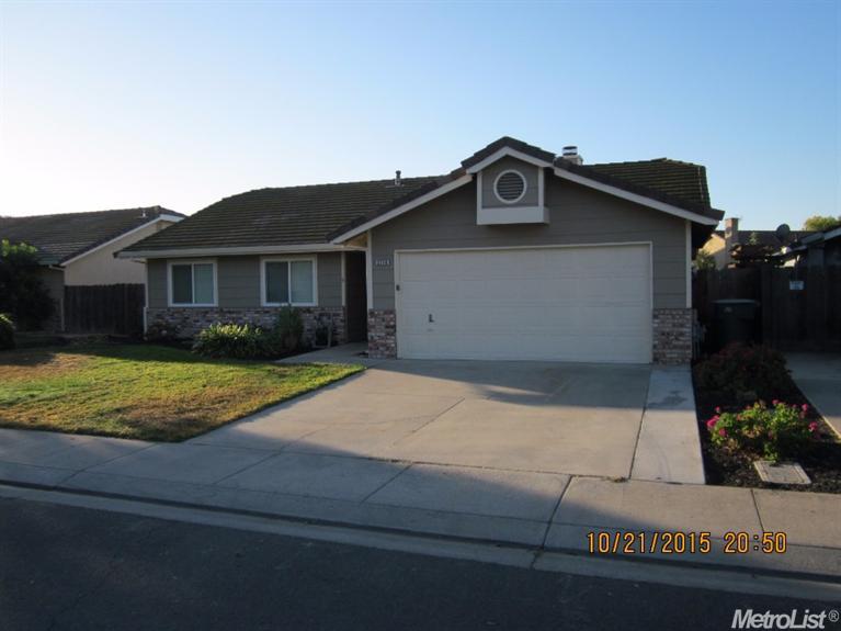 3316 Rhone Dr, Ceres, CA 95307 photo 2