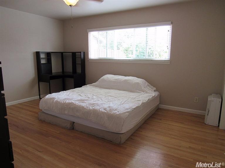 3330 Monteglen Ct, Carmichael, CA 95608 photo 9