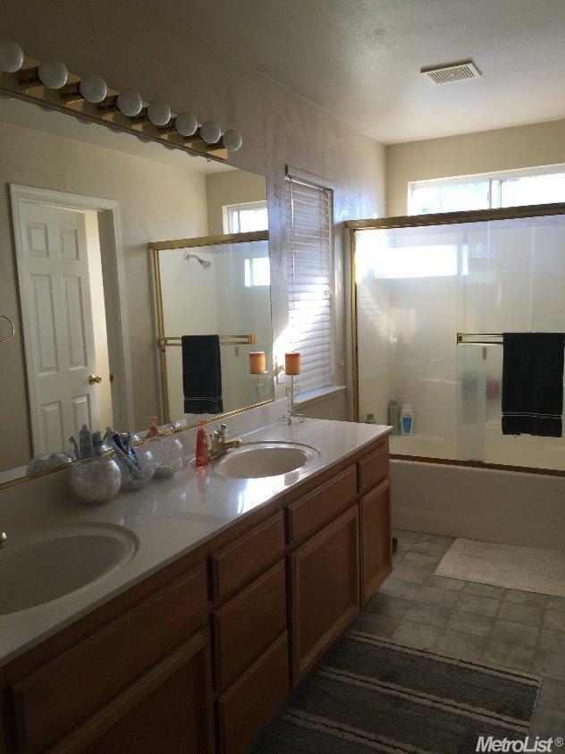 1643 Backus, Turlock, CA 95380 photo 8
