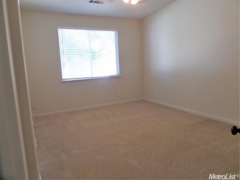2083 Crom St, Manteca, CA 95337 photo 6