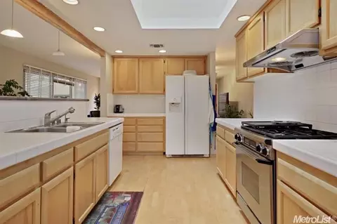2419 Evenstar Ln, Davis, CA 95616 photo 8