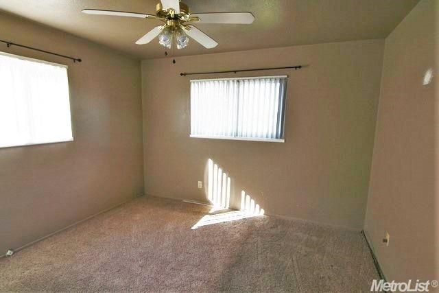 138 S Parallel Ave, Ripon, CA 95366 photo 10