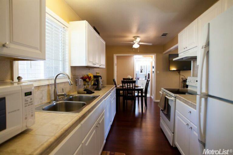 240 E 22nd St, Tracy, CA 95376 photo 8