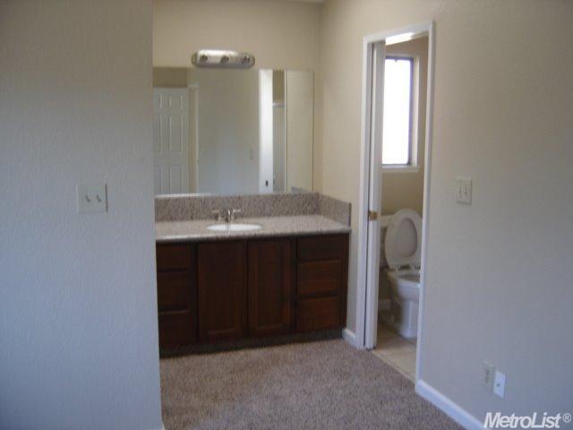 729 Mamilane, Modesto, CA 95351 photo 6
