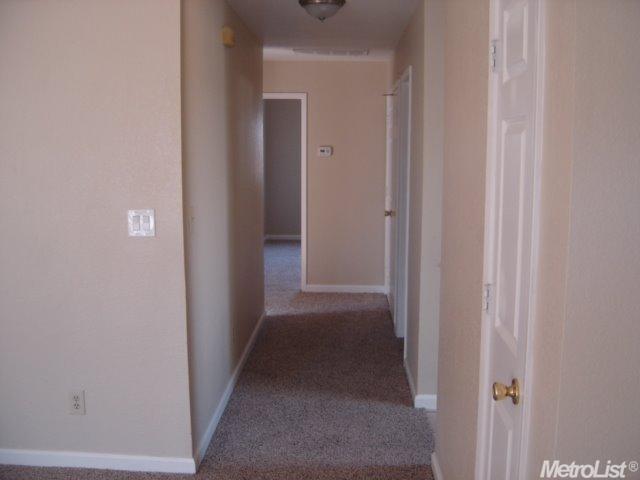 729 Mamilane, Modesto, CA 95351 photo 7
