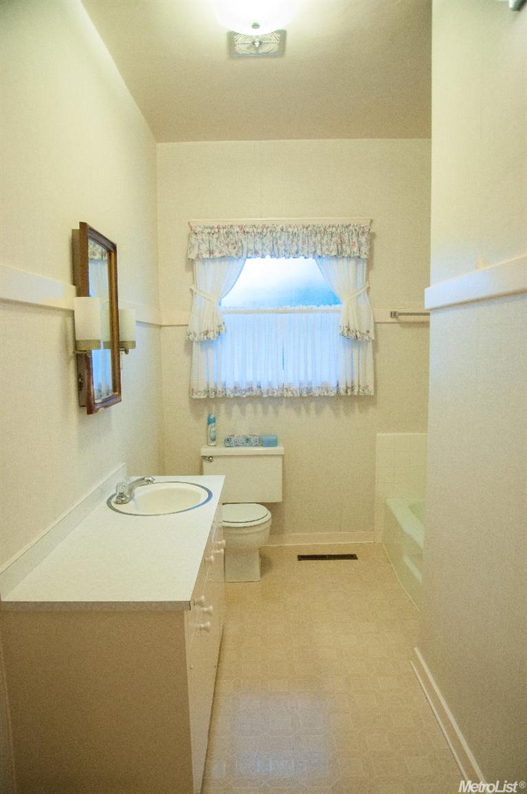 145 Orange Ave, Ripon, CA 95366 photo 15