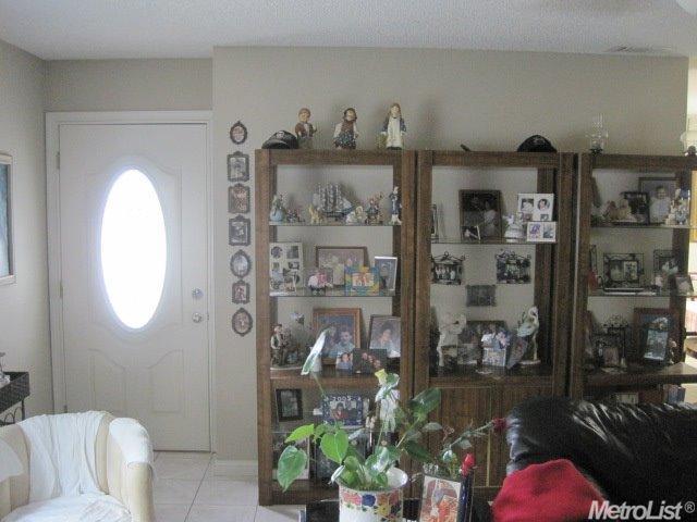 16331 Noel Ln, Lathrop, CA 95330 photo 2
