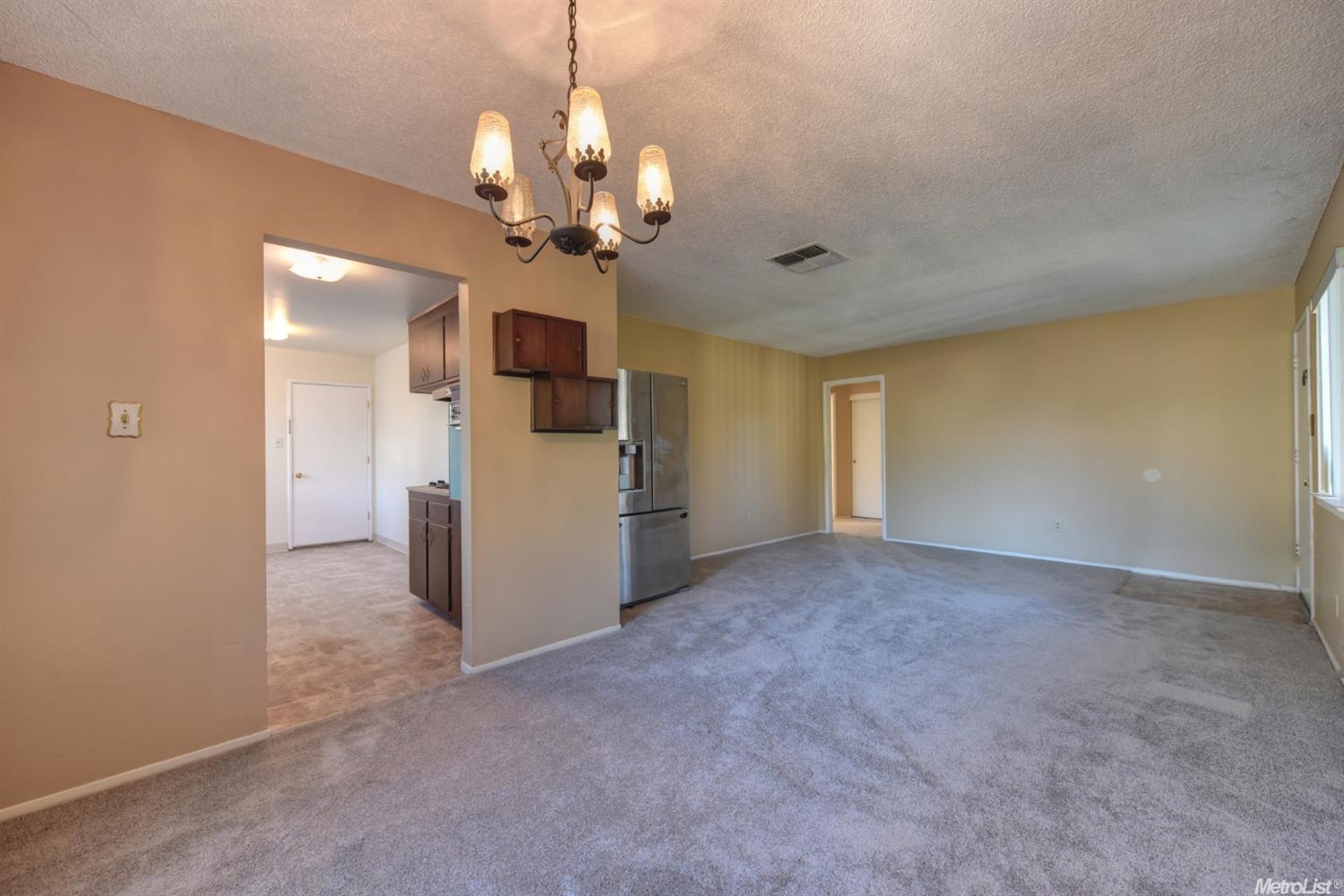 6190 Orsi Cir, Carmichael, CA 95608 photo 3