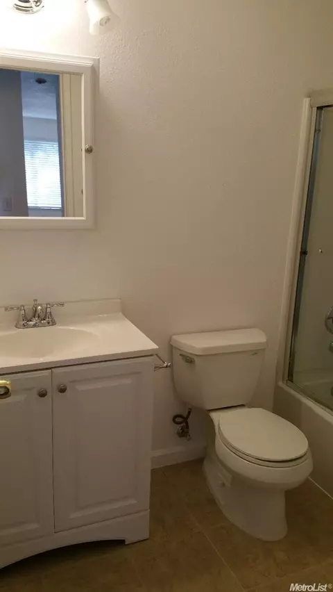 1061 Old Mill Way, Elverta, CA 95626 photo 9