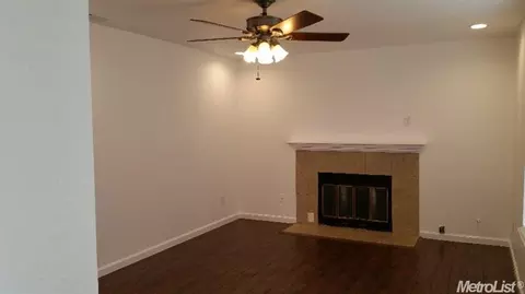 1061 Old Mill Way, Elverta, CA 95626 photo 4